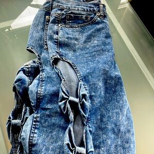 Venus Bowtie Cutout Jeans Size 4 NWOT